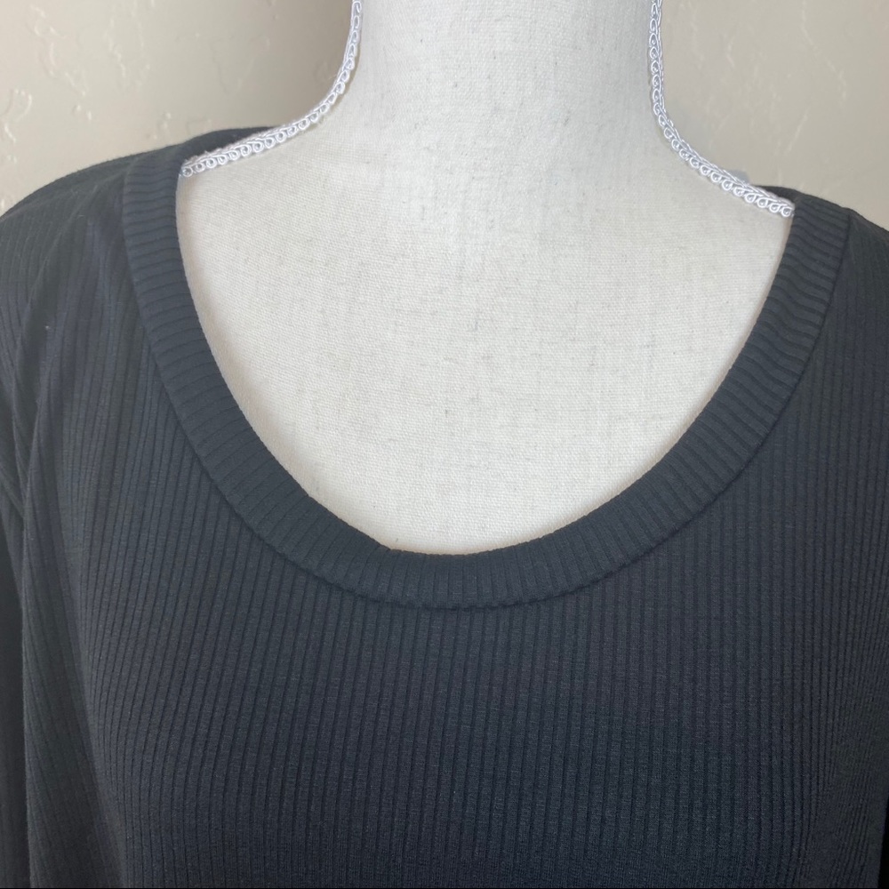 Amelia James NWT Black Tee XXL - Picture 3 of 7